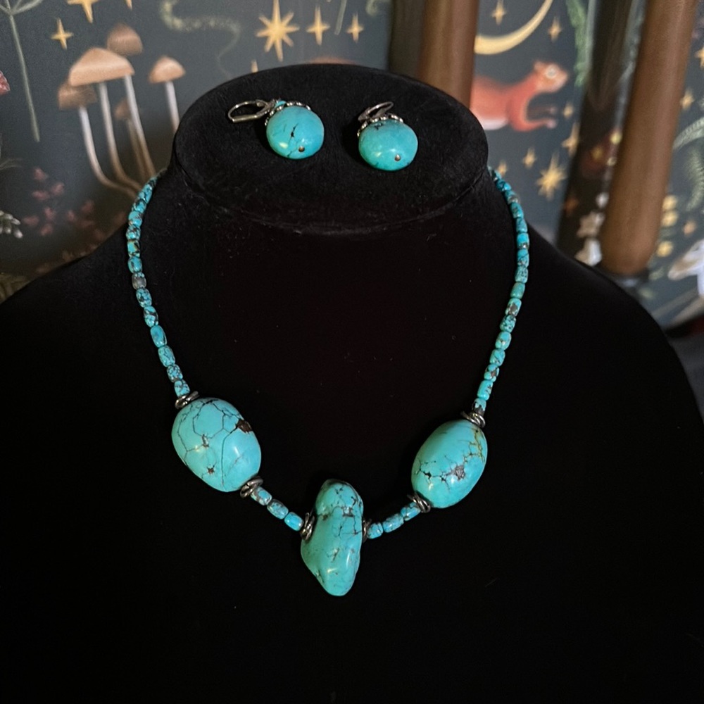 Genuine turquoise necklace with earrings